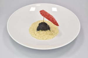 Piatto gastronomico vincitore - risotto al gelato nero di seppia